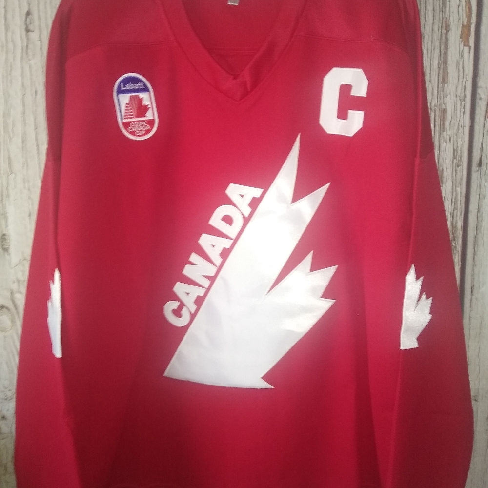 Wayne Gretzky #99 Retro Labatt Canada Cup Embroidered Hockey Jersey XL